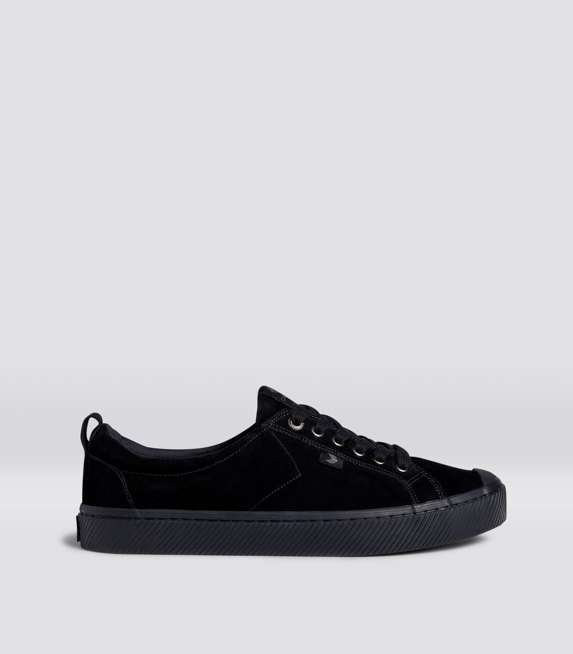 CARIUMA: Men's Low Top Comfortable Sneakers | The OCA Low