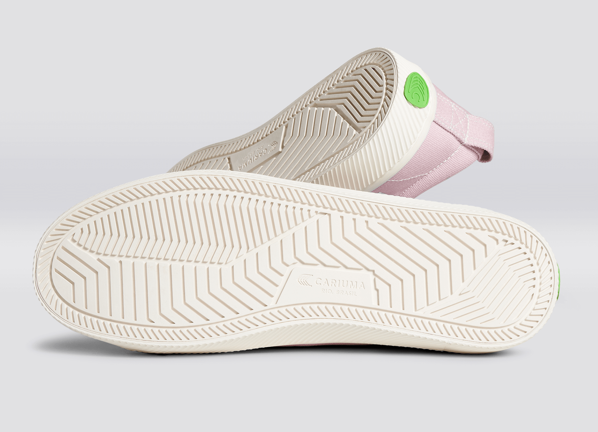 CARIUMA: Women's Pantone Pale Lilac Canvas Sneaker | OCA Low