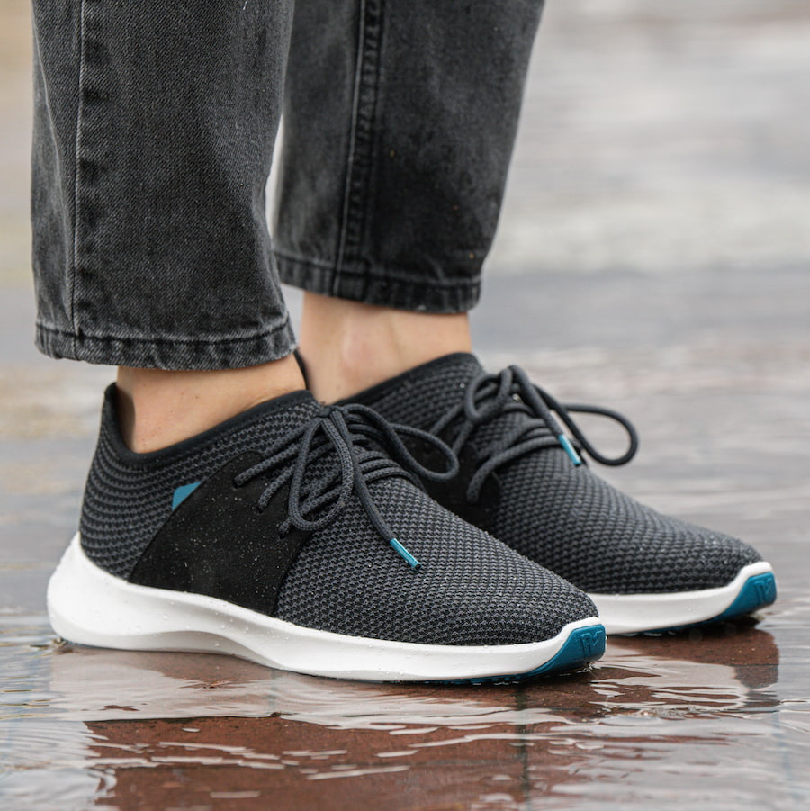 Best Waterproof Walking Shoes To Buy