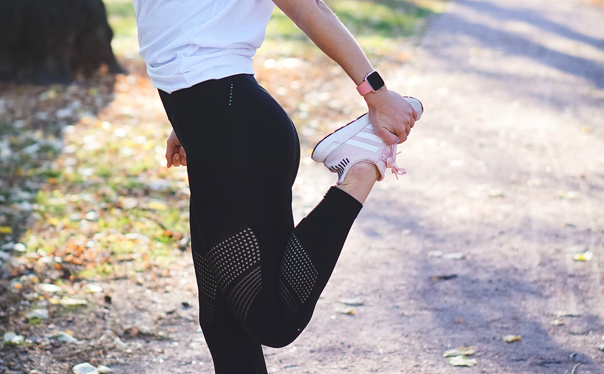 woman doing quad stretch