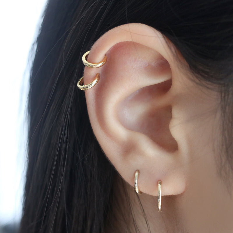 small gold hoop earrings for top of ear