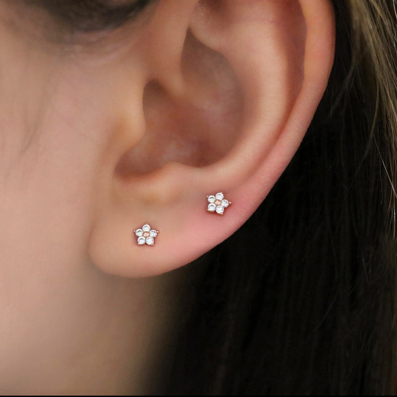 Tiny Flower Cartilage Earring \u0026 Ear 