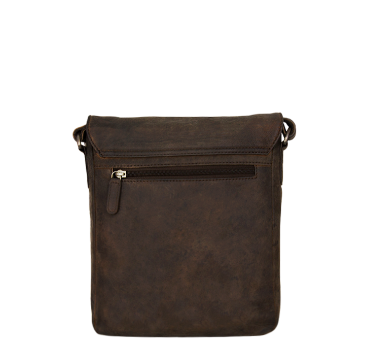 Skuldertaske til iPad i rustik læder, Mørkebrun -795kr. – BIRKMOND