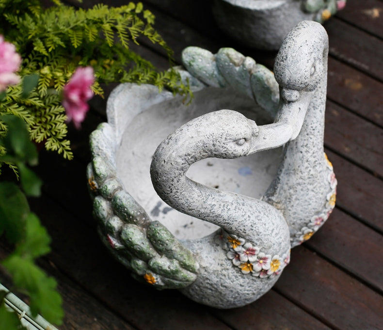 Swan Lovers Flower Pot. Extra Large Animal Statue for Garden Ornament. Swan Lovers Statues. Villa Courtyard Decor. Outdoor Decoration Ideas. Garden Ideas