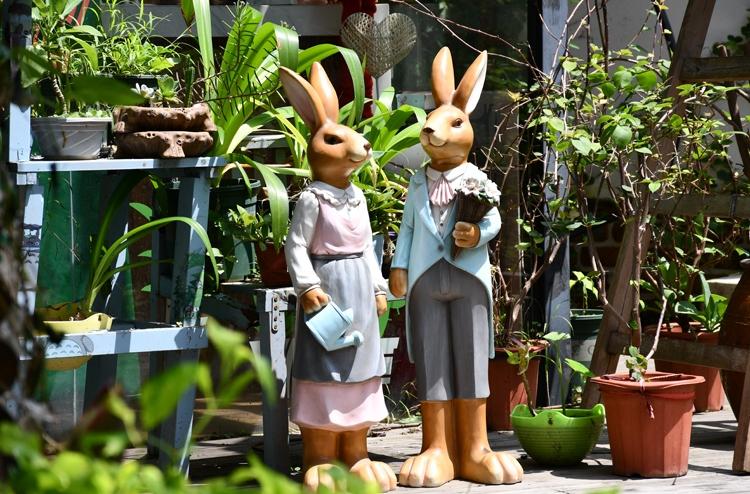 Rabbit Statues for Outdoor Decor Ideas, Large Resin Animal Statues for Garden Ornaments