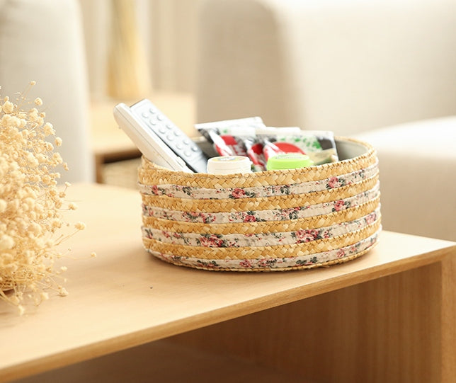 round woven straw basket