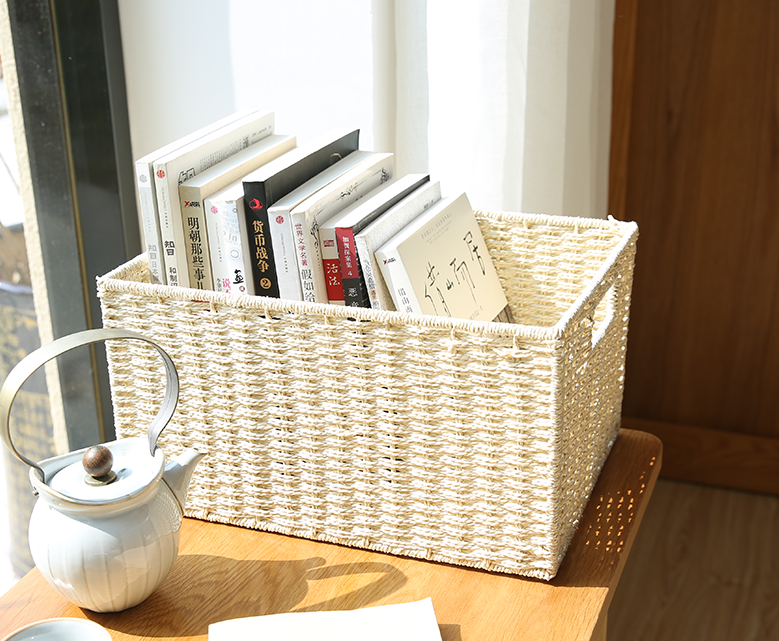 Large Brown / Cream Color Woven Straw basket