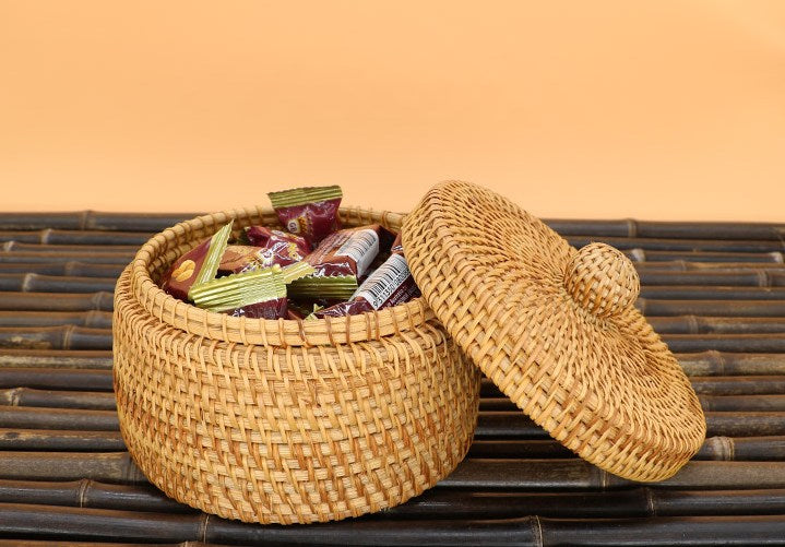 Rustic Basket, Vietnam Handmade Storage Basket, Woven Basket with Cover –  Paintingforhome