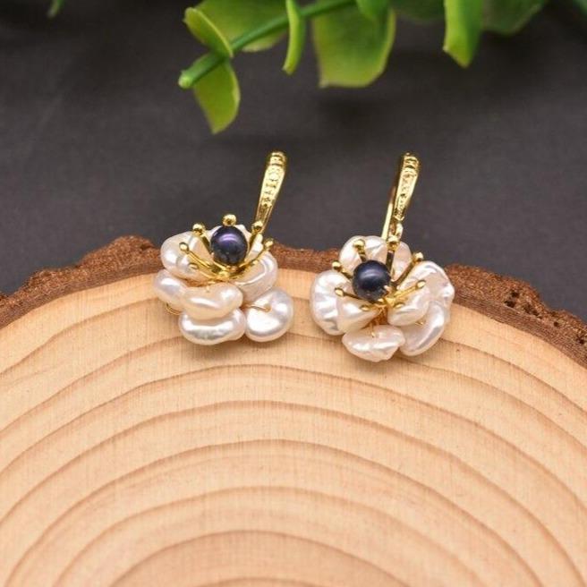 Pearl Cluster Flower Earrings