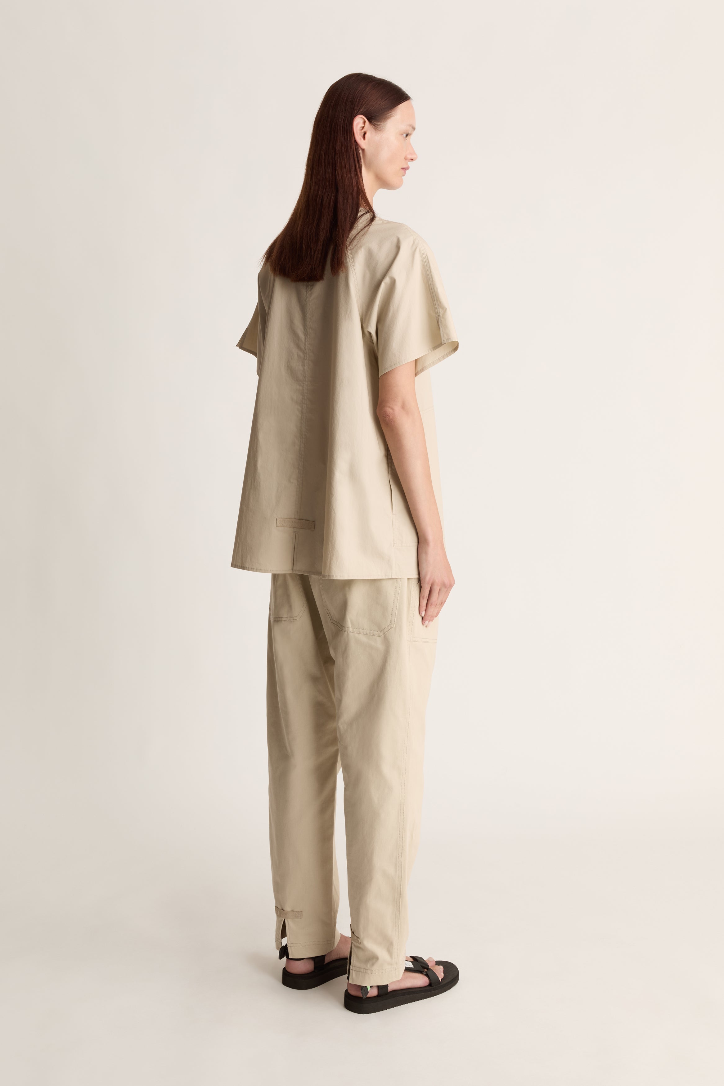 Lee Mathews Lm Poplin Tee In Dune