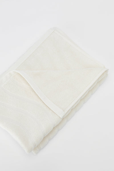 Shop BAINA, ST CLAIR Organic Cotton Bath Towel