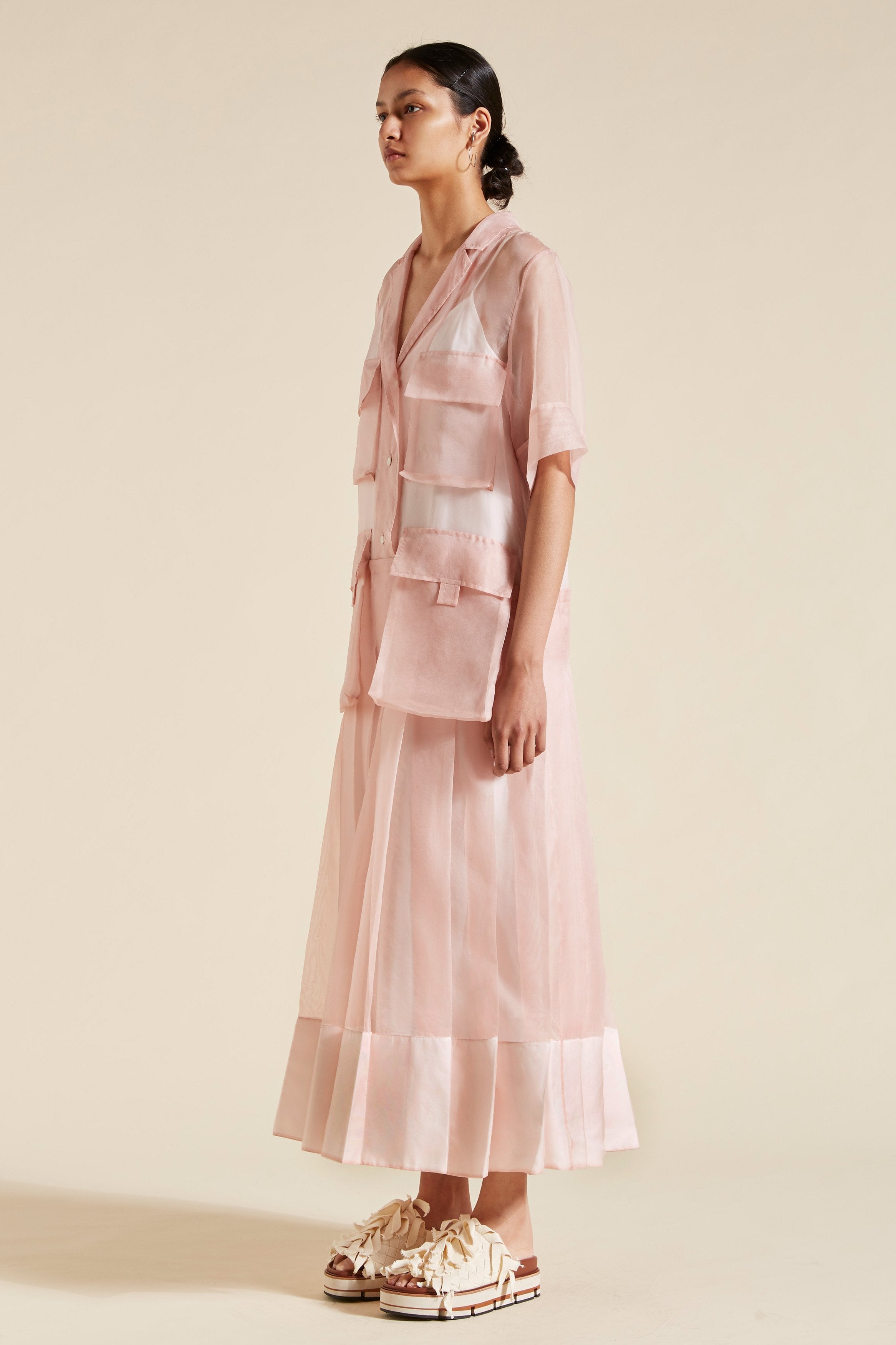 https://cdn.shopify.com/s/files/1/2499/6156/products/Callie_SS_Maxi_Dress_Pink_s.jpg?v=1574572511