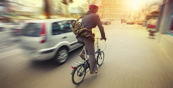 ¿Qué hacer para evitar percances entre automovlistas y ciclistas urbanos?