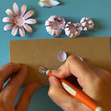 Shaping the centre of a die cut flower