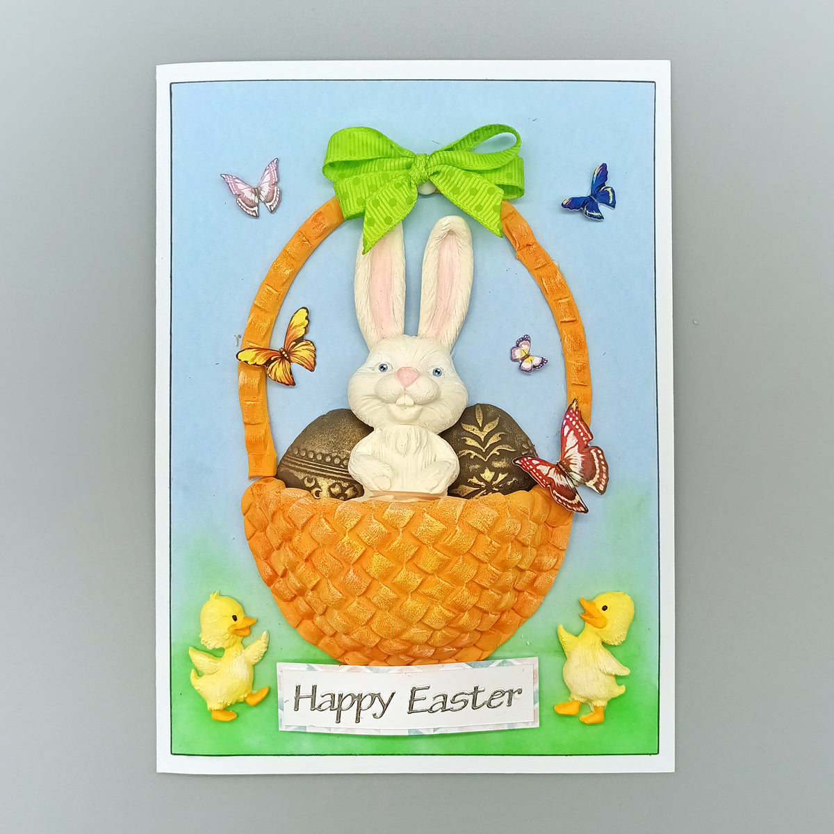 Heather-Robertson-easter-bunny-card_7299d667-1ae3-4463-bafd-91433e5c6840.jpg__PID:3d03116e-c551-43fe-8ed2-abd059f53800