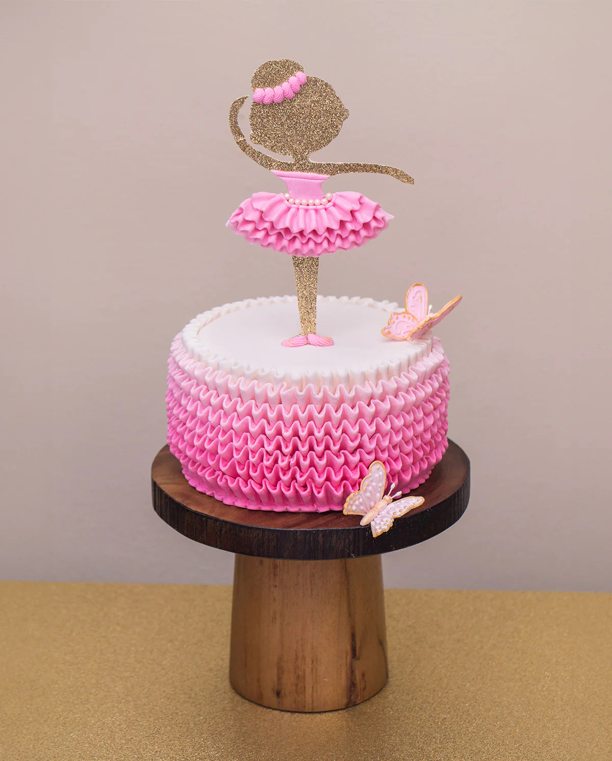 Teresas-Sweet-Creactions_Butterfly-Ruffle-Ballerina-Cake-1.webp__PID:27622e2e-bae5-4597-8795-2257c6bf0d64