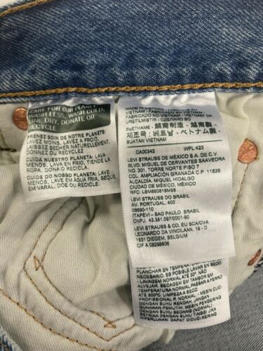 Levi Strauss & Co 501 Denim Jeans Size 34 X 30 Stone Wash Button Fly D –  Throwback Vault