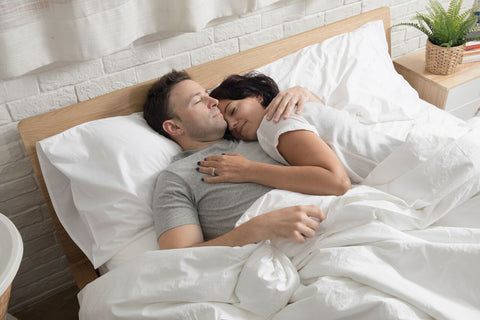 couples-sleeping-comfortably