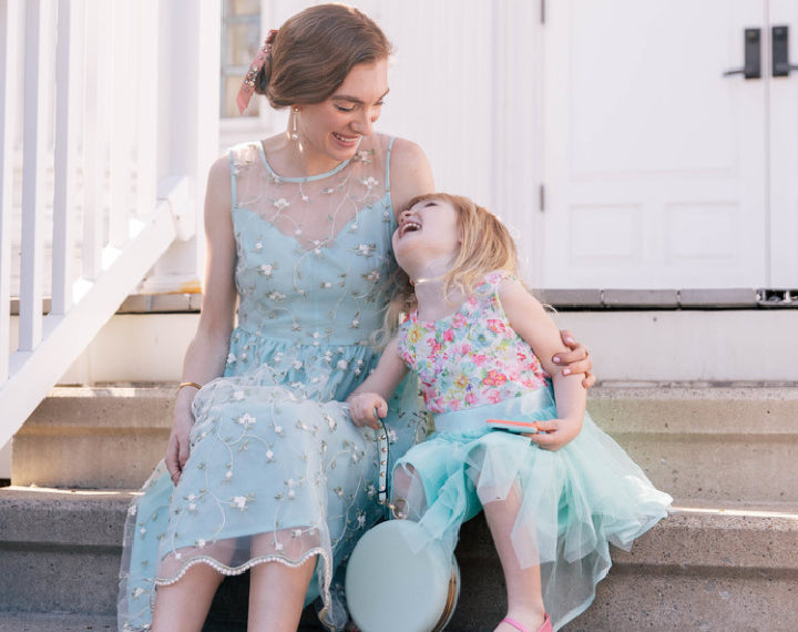 Making Memories with Mom: The Best Retro Outfit Ideas for Mother’s Day