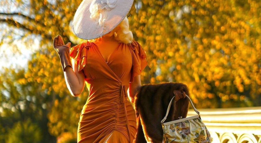Retro Style Dresses - 15 Trending Designs for Vintage Look