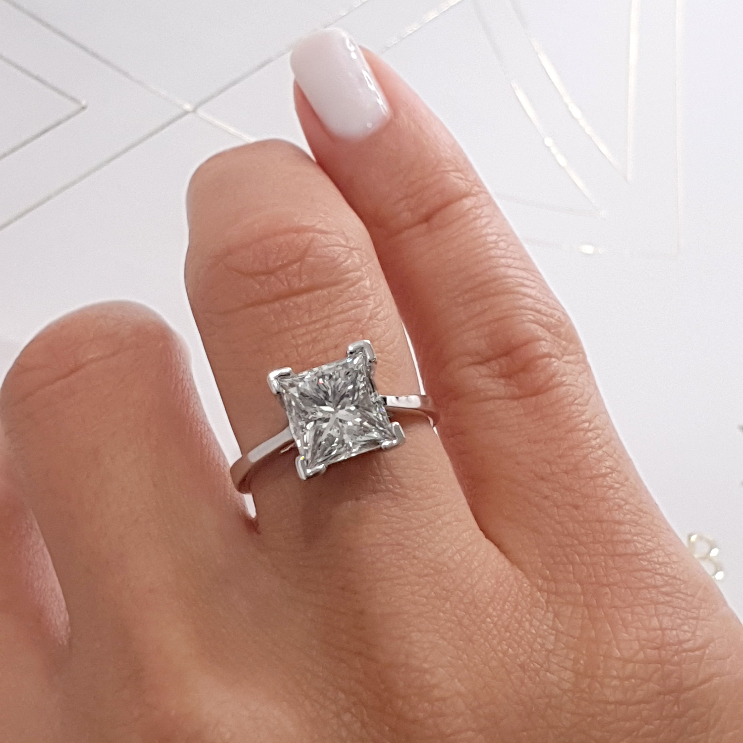 princess cut diamond ring