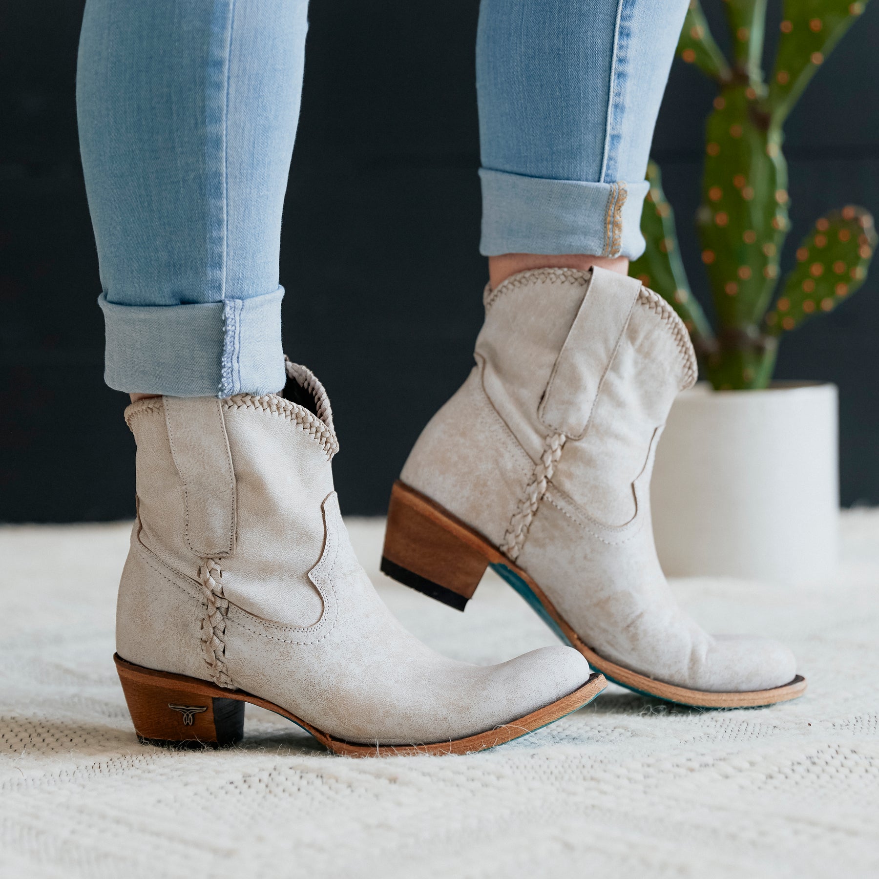 Lane PLAIN JANE SHORTIE BOOTS CERAMIC CRACKLE WHITE