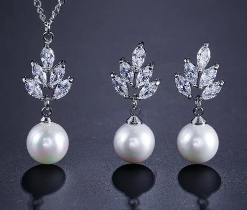 Pearl with Crystal Bridesmaid Jewelry Set