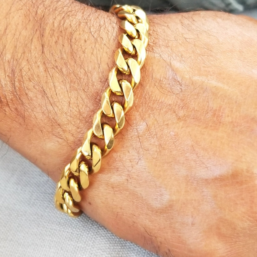 11 mm Curb Chain Gold Bracelet