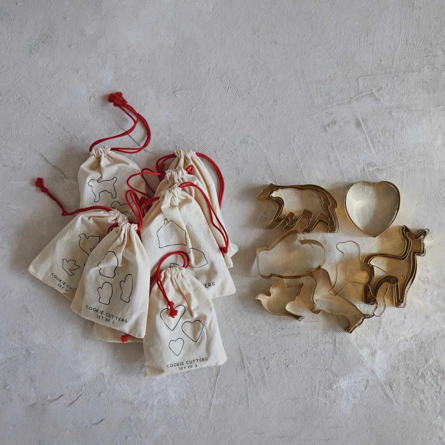 Stainless Steel Cookie Cutters in Printed Drawstring Bag, Gold Finish, Set of 3, 8 Styles