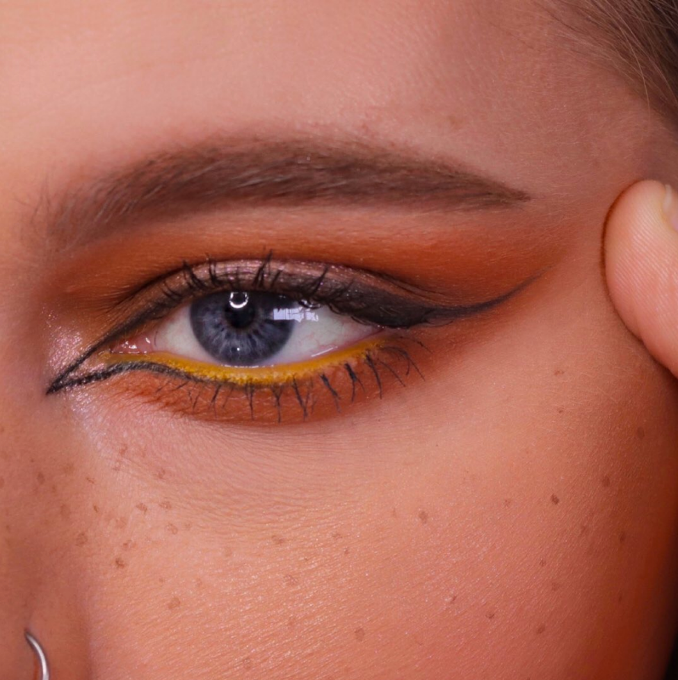 graphic-eyehadow-eyeliner-look