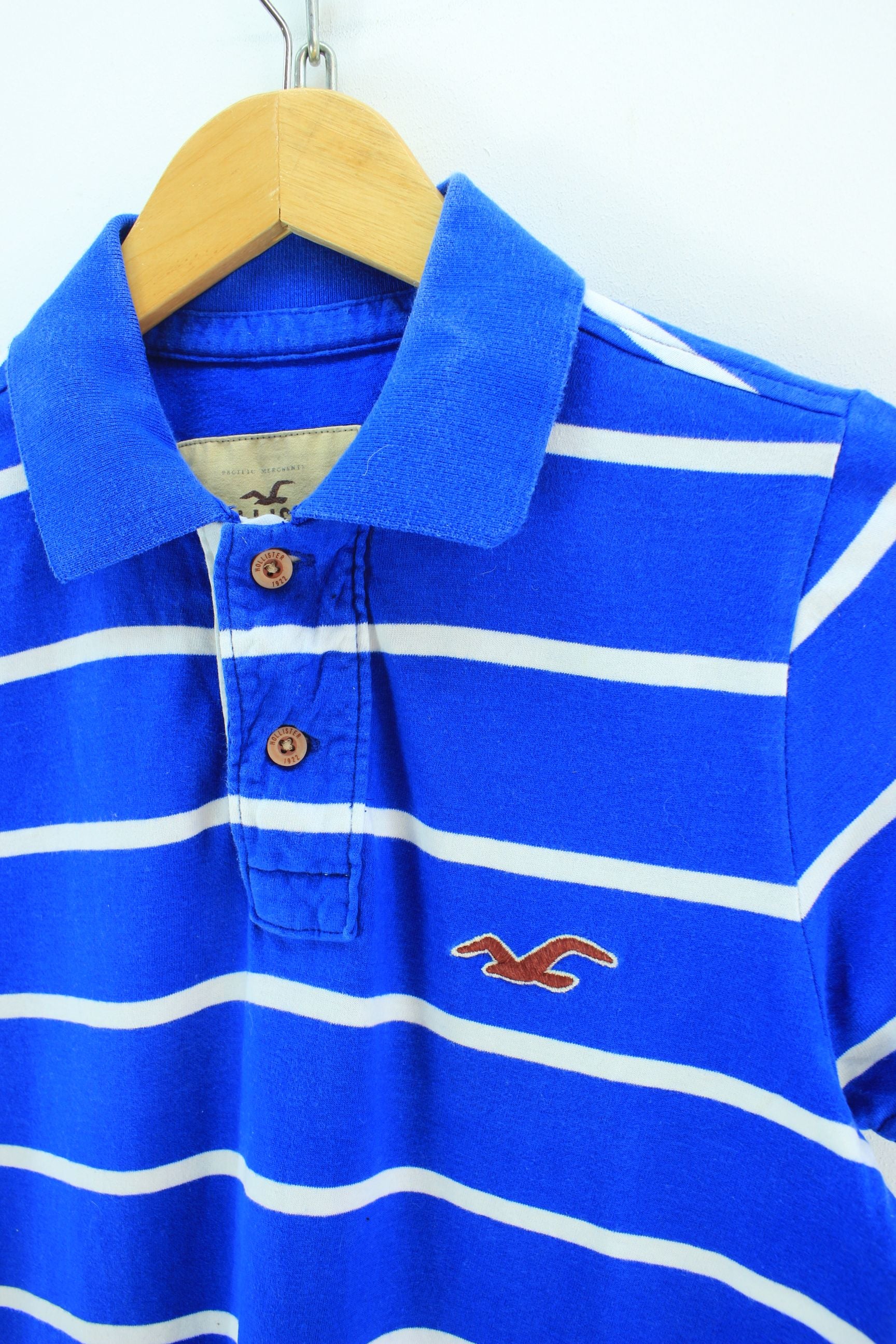 hollister mens striped shirt