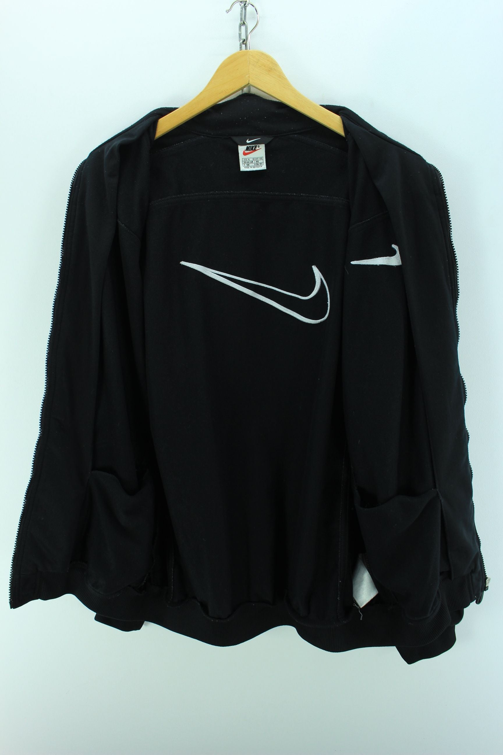 nike tracksuit big logo