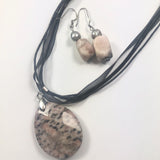 NEW! THE BLUSH NECKLACE SET  |  simplebeautyminerals.com