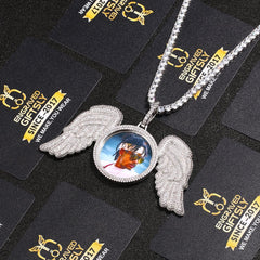 Necklace With Picture Inside