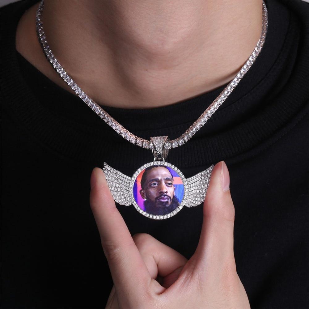 Picture Chain With Wings