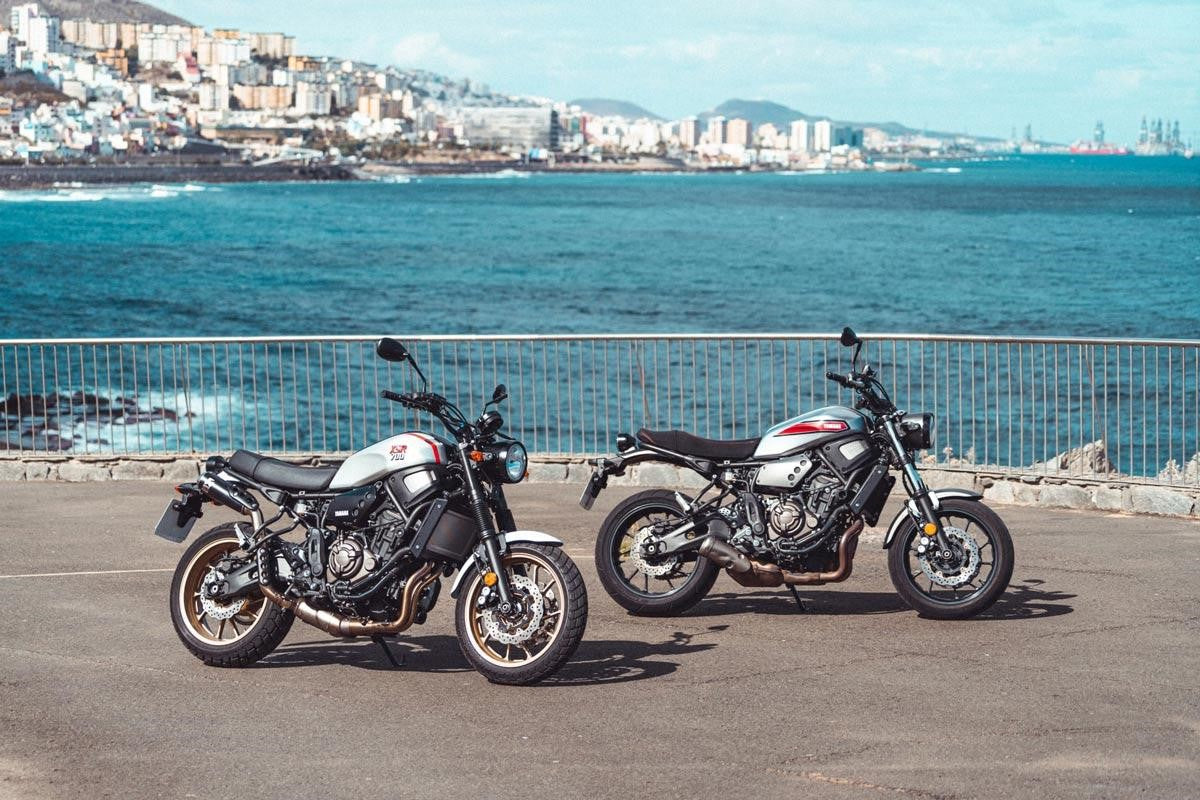 2 Motorcycle Near to the Ocean - Motorcycle Tour Guide Spain