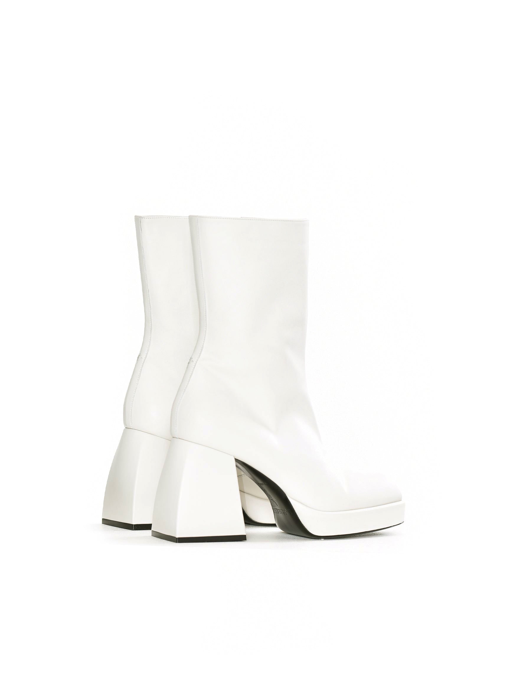 nodaleto white boots