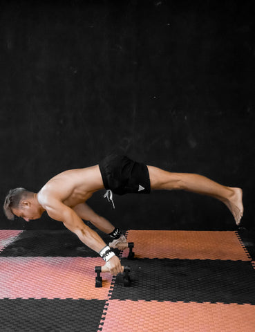 full planche on parallettes active