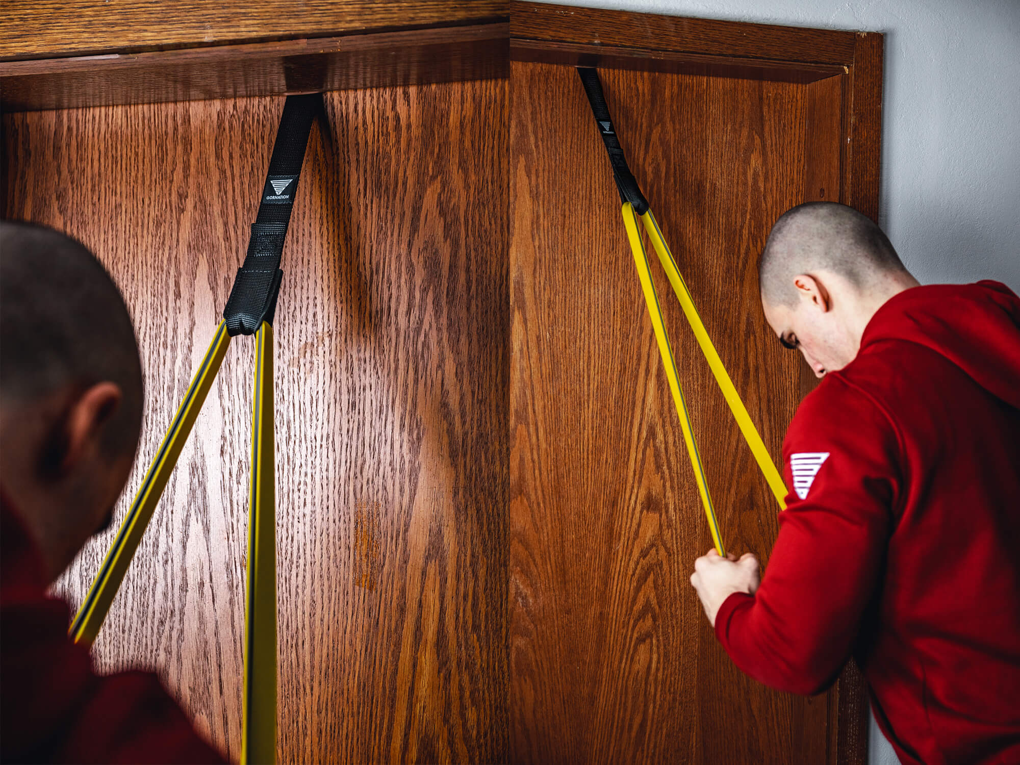 triceps push downs in calisthenics with resistance band and door anchor