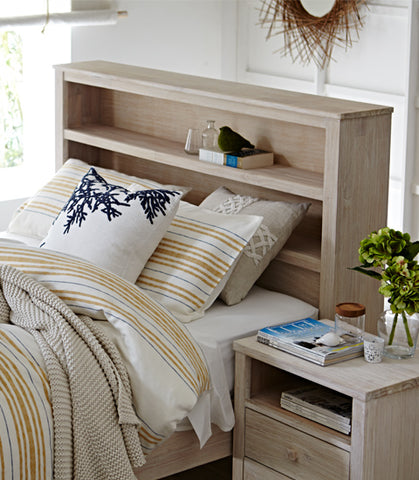 A Coastal Bedroom Style In Four Fabulous Designs