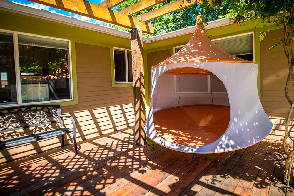 treepod cabana and stand