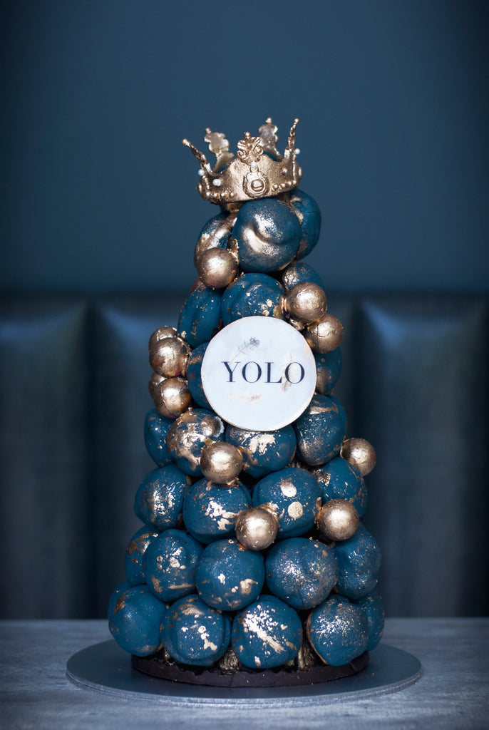 Croquembouche Blue Royale