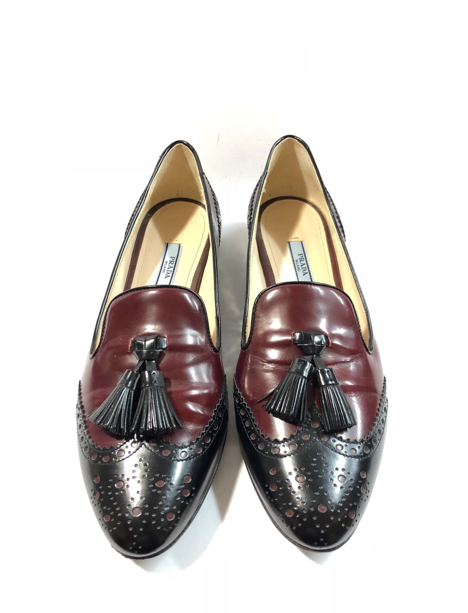 PRADA SPAZZOLATO WING TIP TASSEL LOAFER SIZE 38 – Chic Selects of Palm Beach