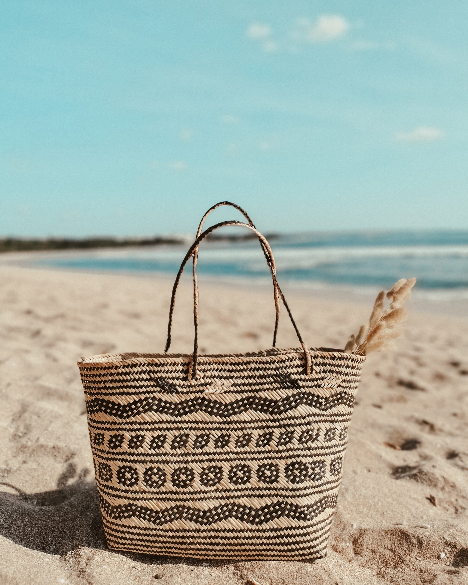 rattan beach bag