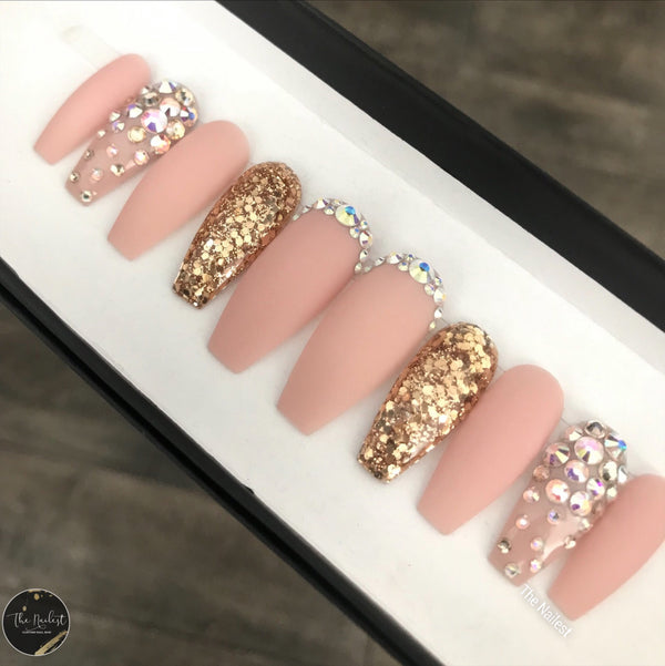 Bijou Bijou Nude Glitter Ombre Nails with Crystals
