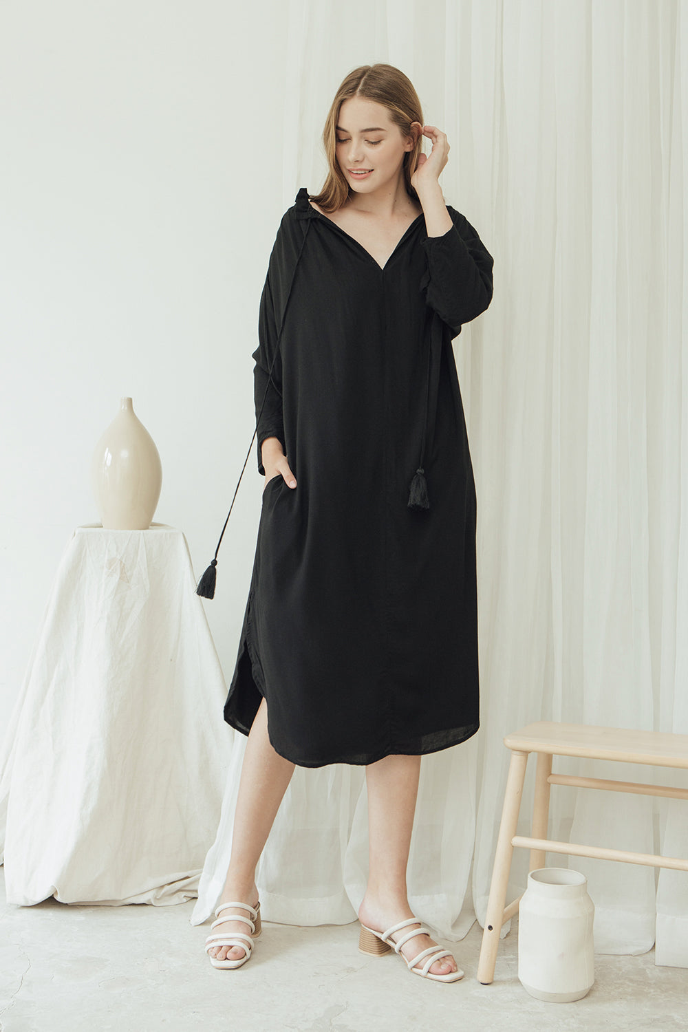 Isabelle: Black Kaftan Dress | Beddoni