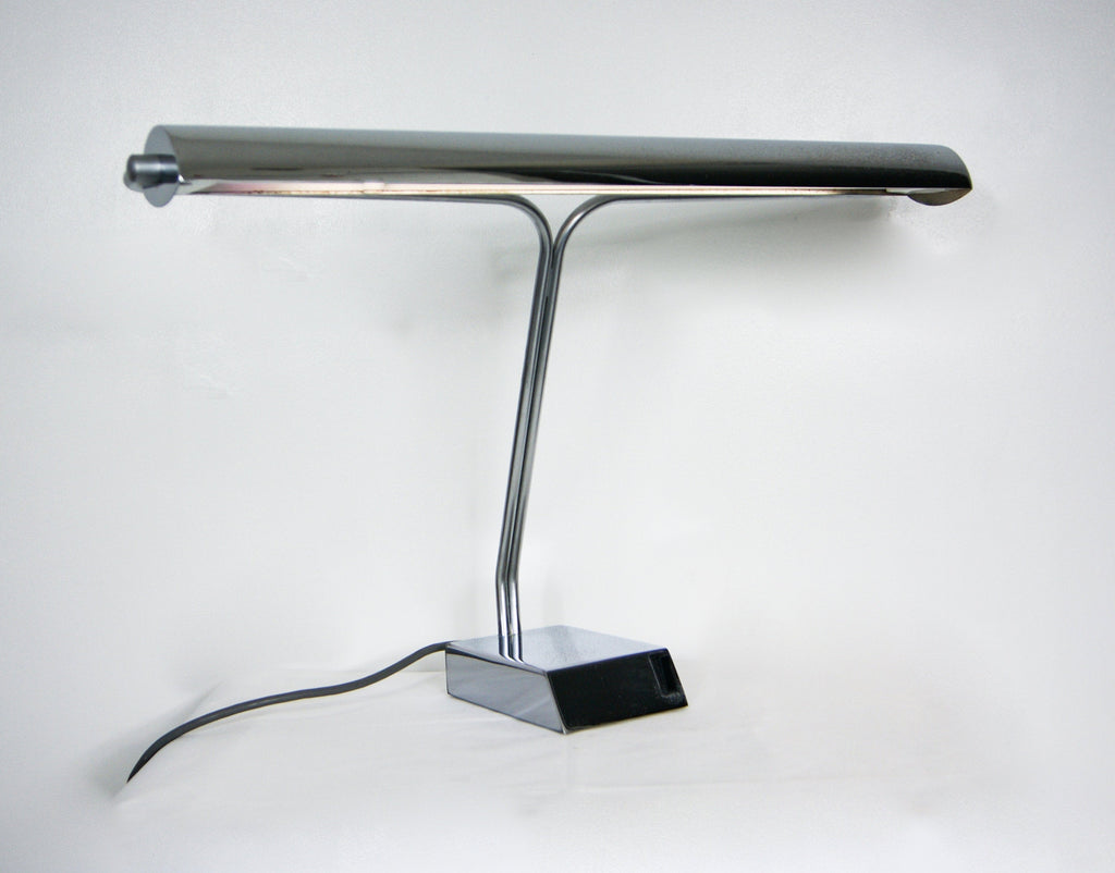 Elegant Art Deco Revival Bankers Desk Lamp In Chrome And