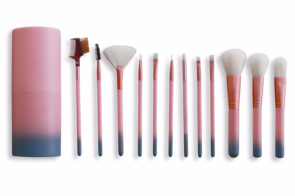 face base makeup brushes