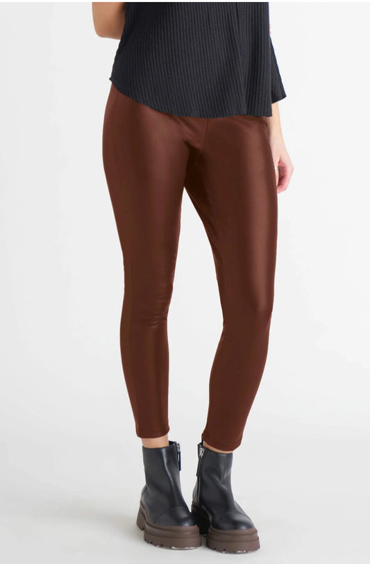 Faux Matte Leather Skinny Leggings – Anchor Fusion Boutique