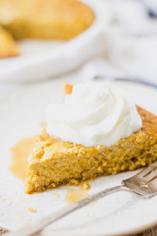 Bring the taste of fall to your breakfast with Pumpkin Pie Breakfast Bake! Made with Hodgson Mill's Oat Bran or Tri-Color Quinoa, this tasty dish has all the sweetness of pumpkin pie, but without all the sugar. 